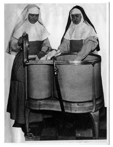 Systrar i kyrkan - historien om en grupp dominikansystrar i Sverige 1931-2017